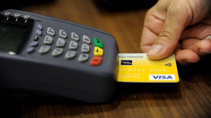Manfaatkan Pembayaran dengan Kartu Secara Aman, Tips Melindungi Diri dari Risiko Penipuan